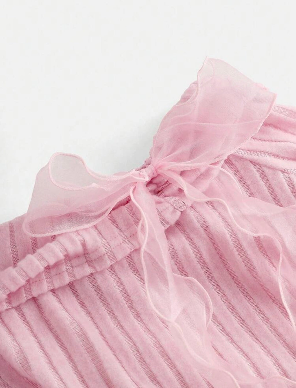 Blouse rose sholder