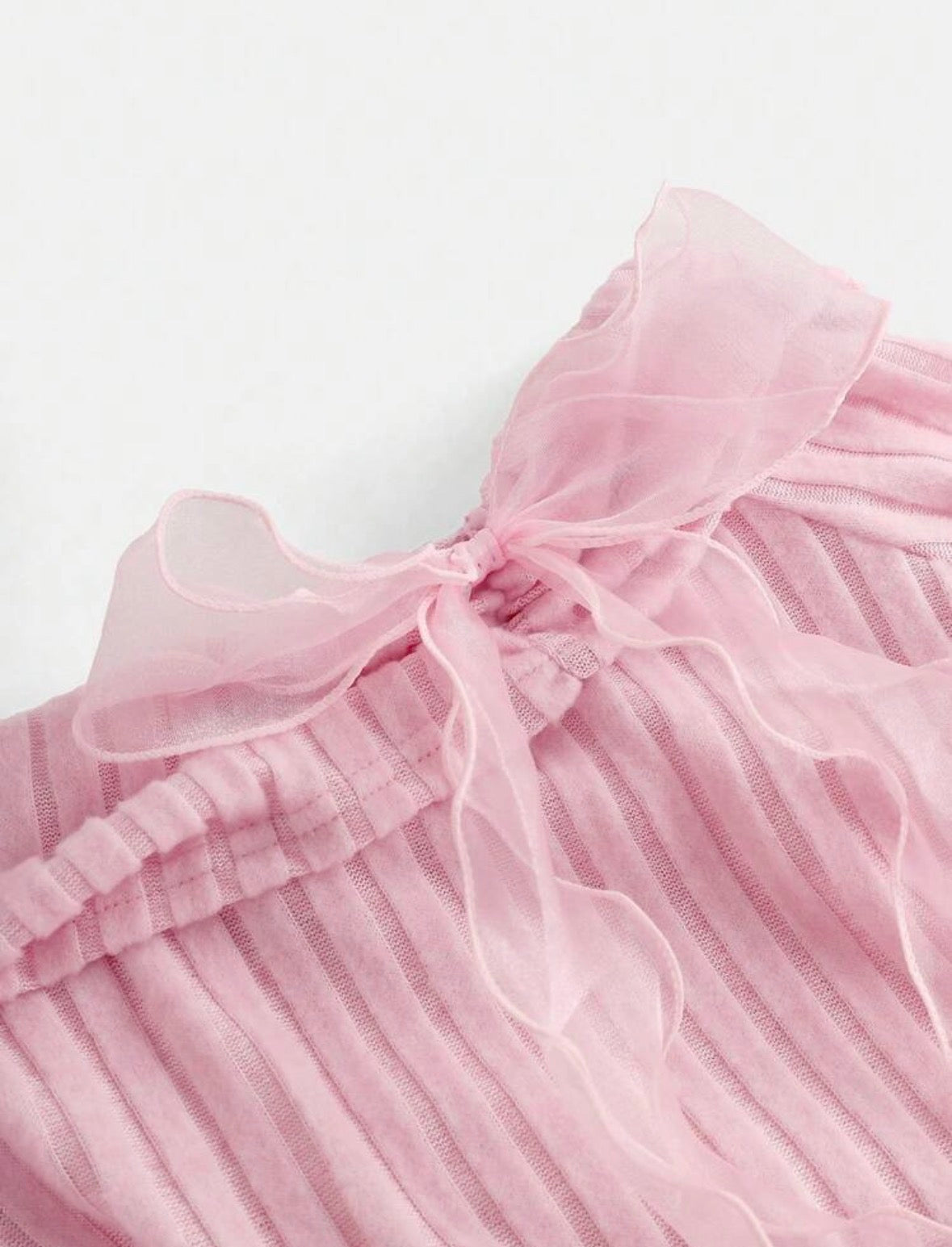 Blouse rose sholder