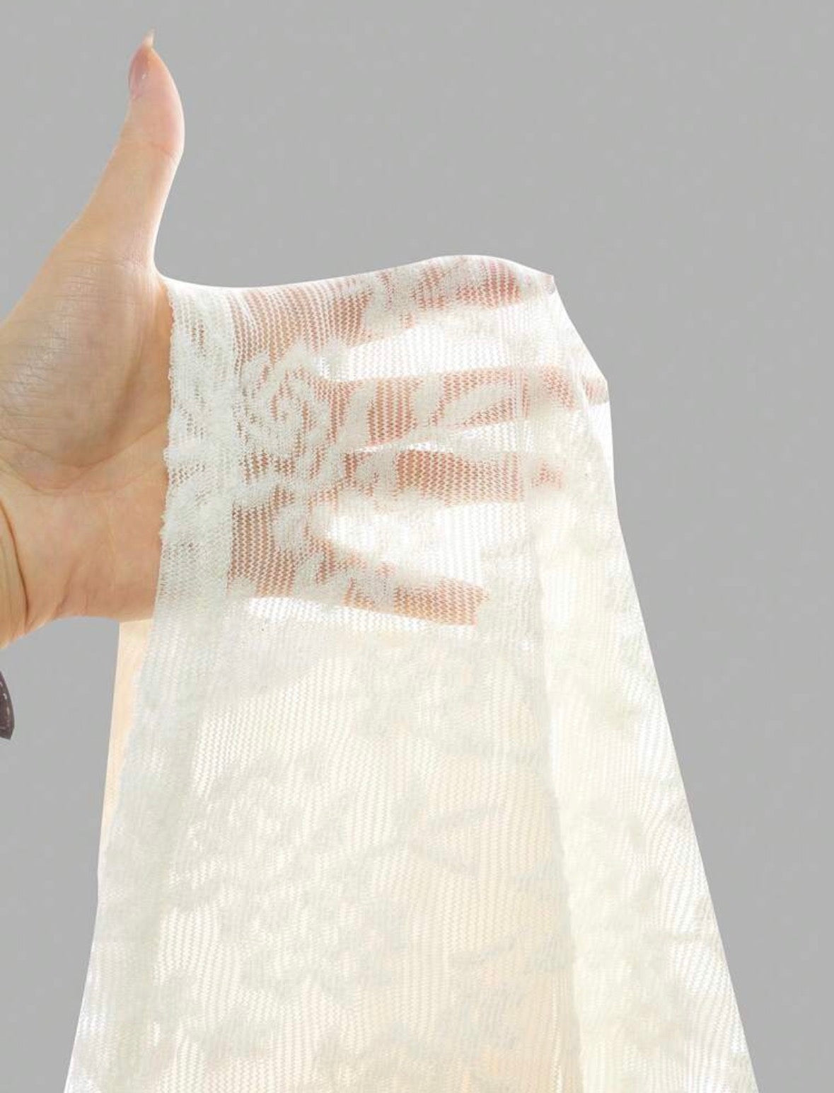 White top drop shoulder