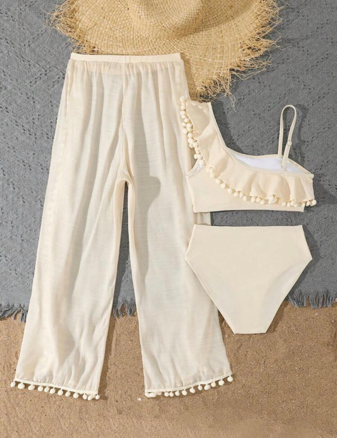 Offwhite oneshoulder Ruffle Swimsuit