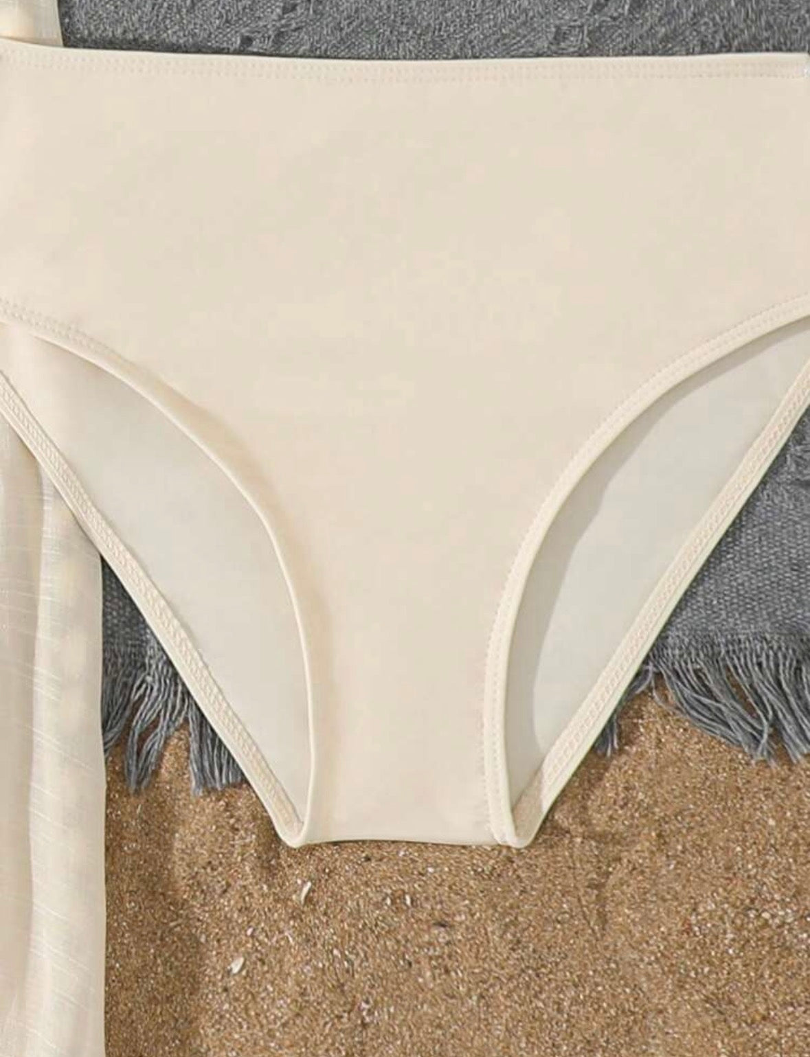 Offwhite oneshoulder Ruffle Swimsuit