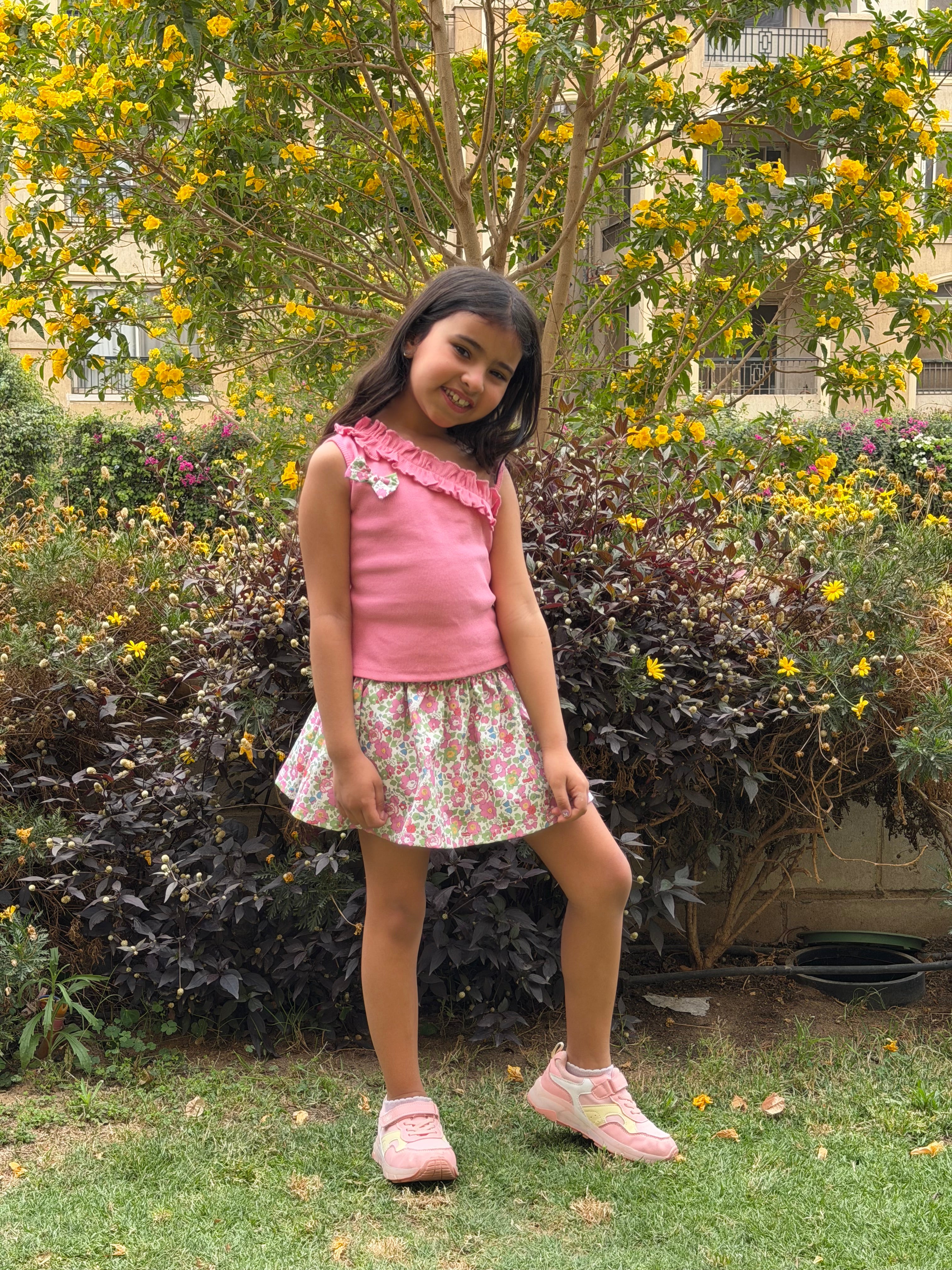 Set one shoulder floral skirt