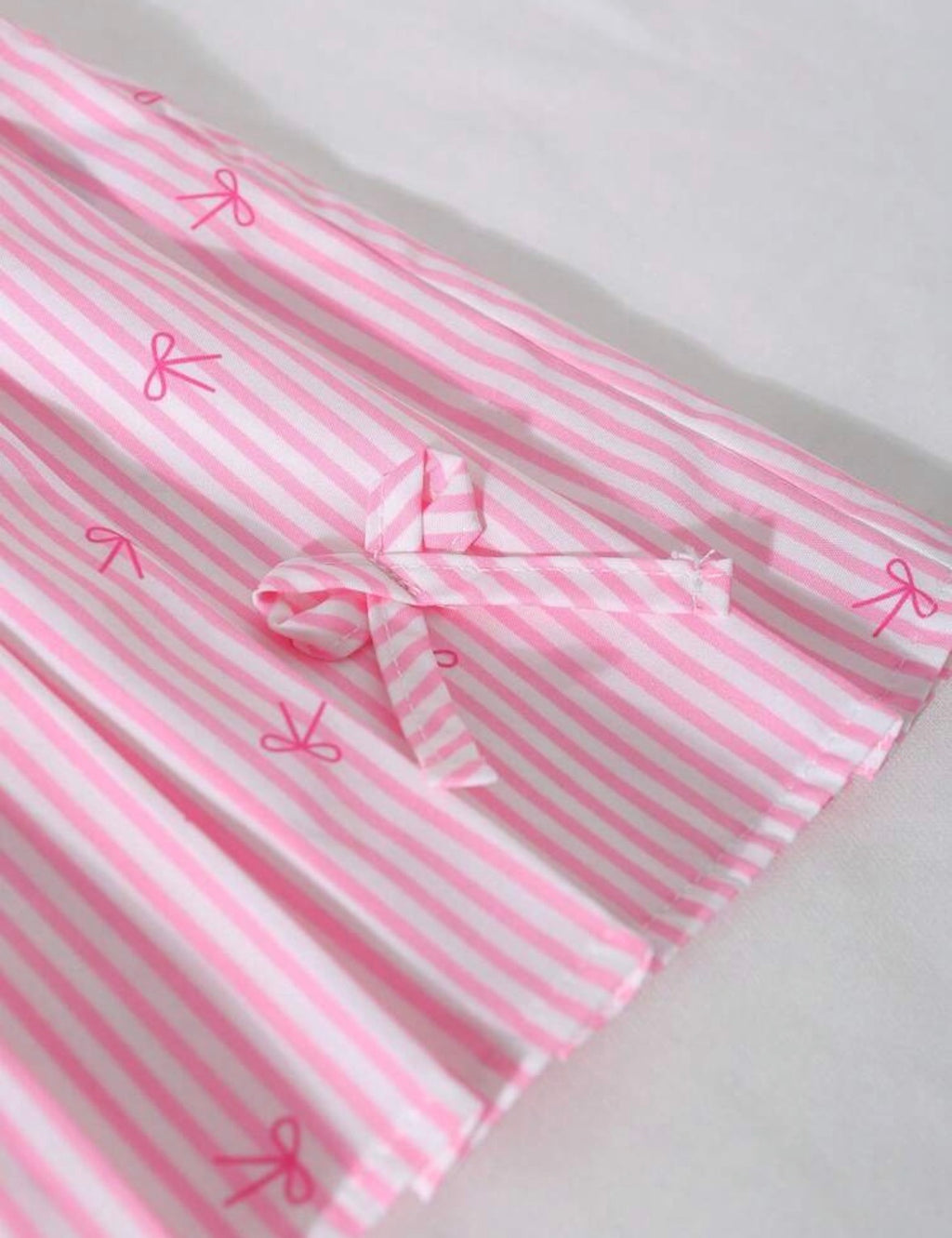 Set Top white Skirt Pink
