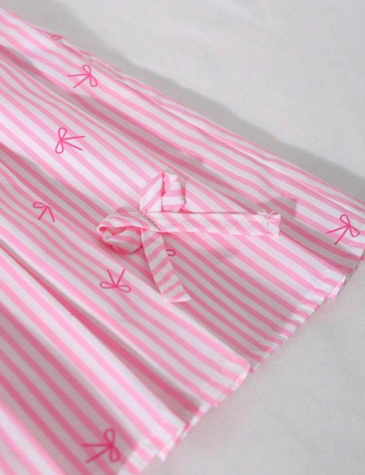 Set Top white Skirt Pink